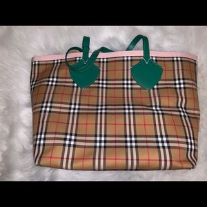 Burberry tote bag